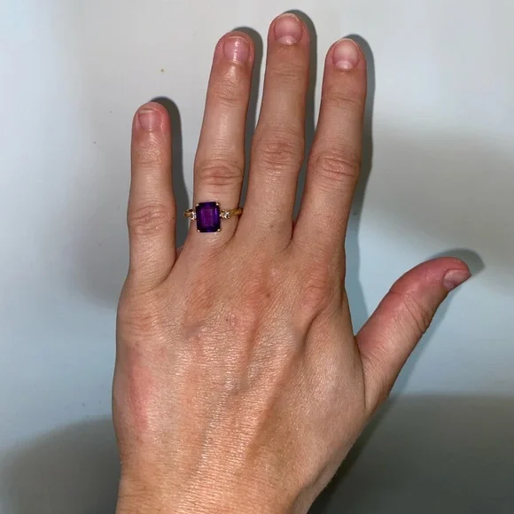 Genuine Amethyst and Diamond Ring - Picture 5 of 6